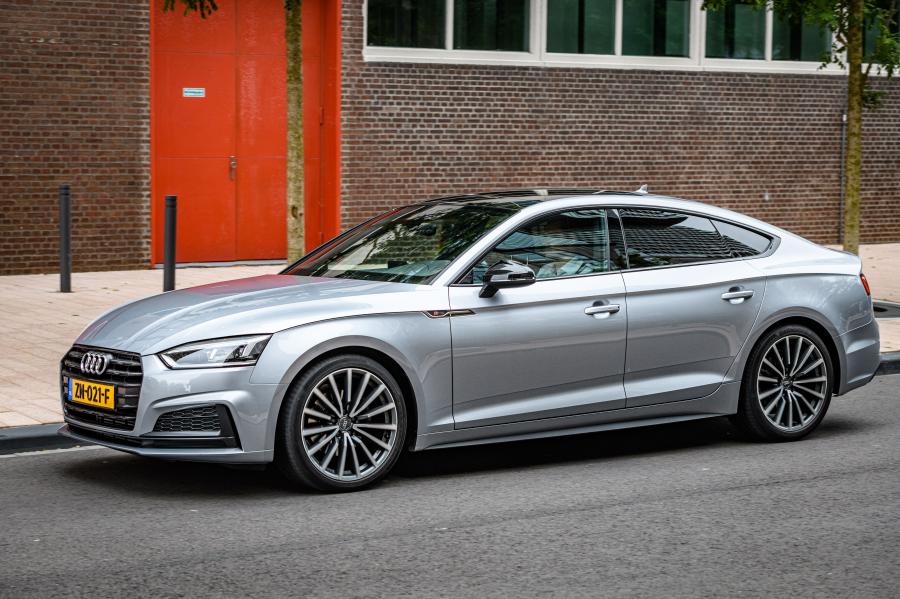  Audi A5 Sportback S-Line Black Edition 2018 года  (фото 6 из 17)